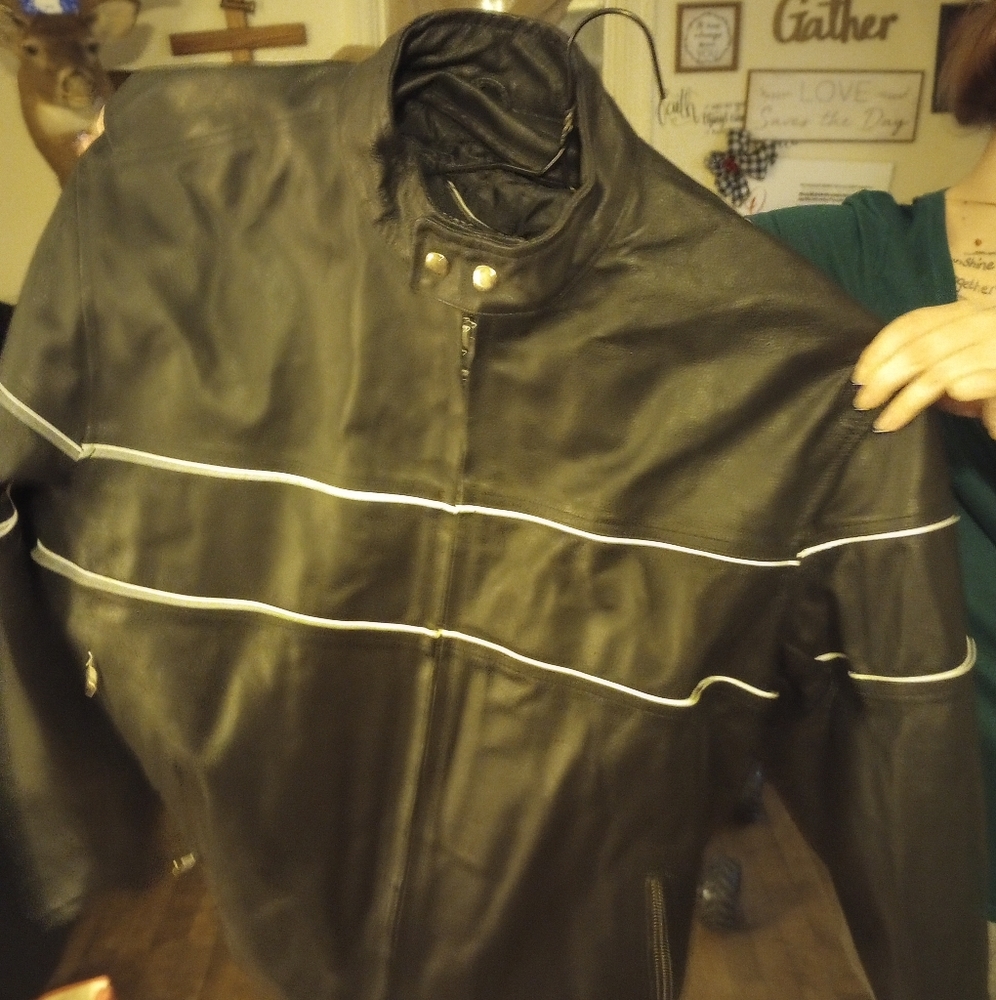 Men's leather jacke